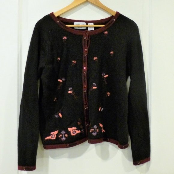 VINTAGE 1990's Lambswool Embroidered Cardigan - Picture 2 of 10